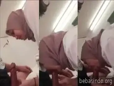 Bokep Indo Istrihat Kerja Malah Dientot Gudang Belakang